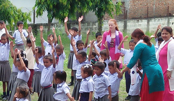 volunteer teaching project nepal